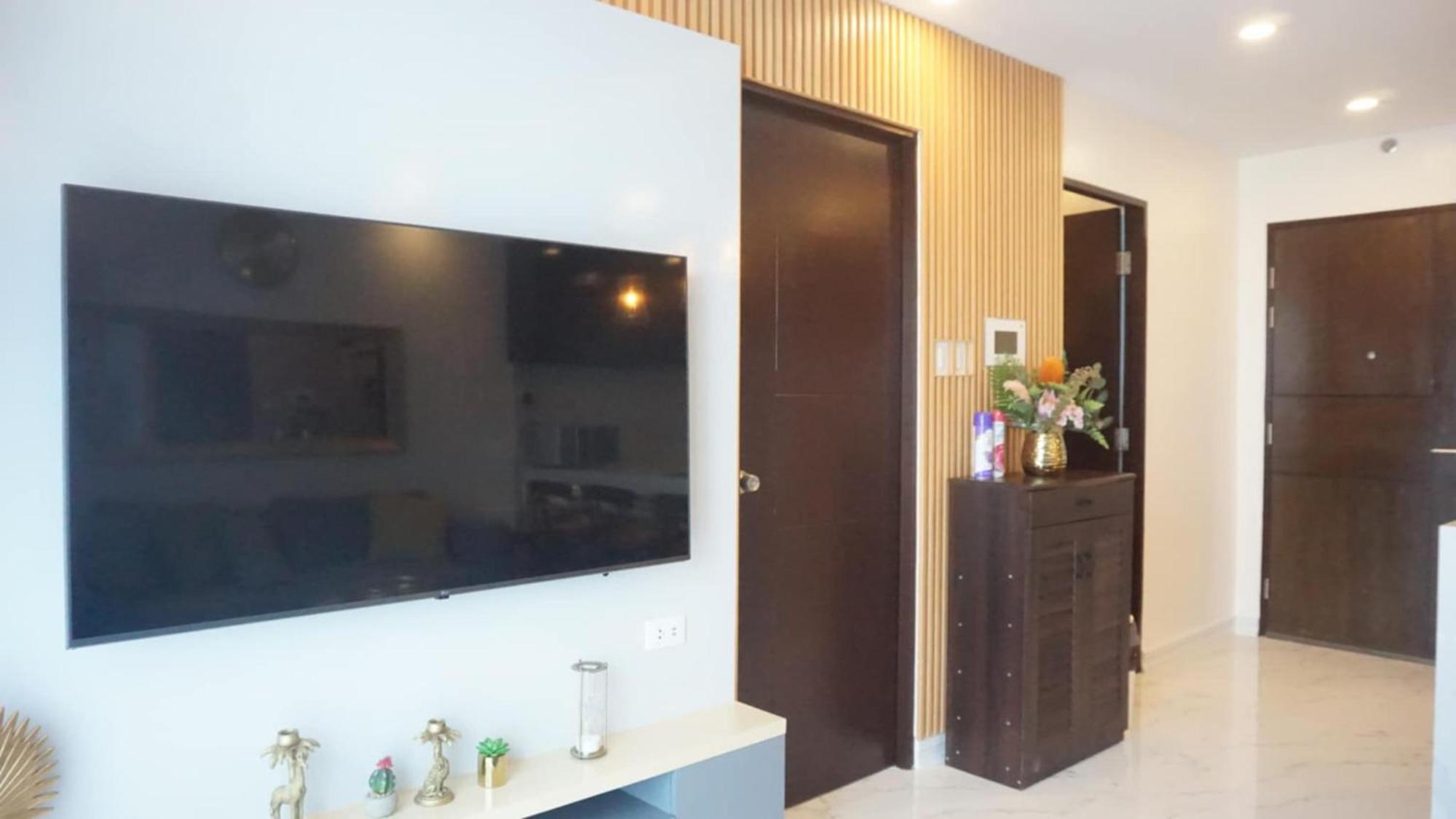 Deluxe Condo 2 Bedroom, 7Th Floor Room Bc In One Madison Tower 3, Megaworld Boulevard, Mandurriao Iloilo City, Philippines Eksteriør bilde