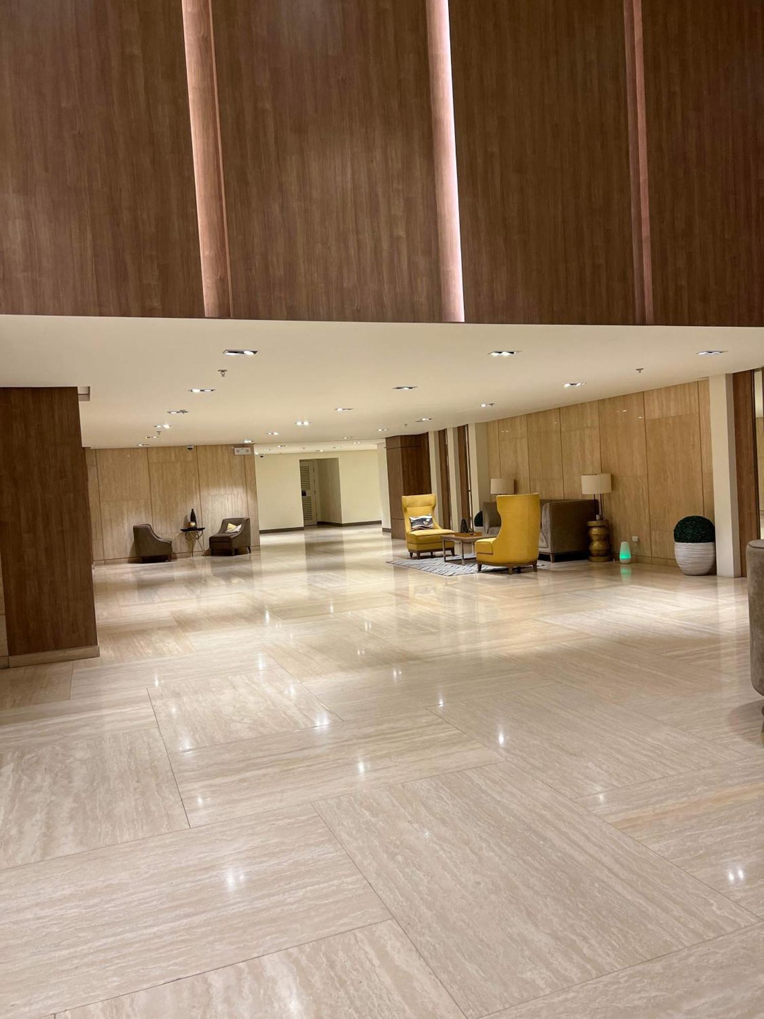 Deluxe Condo 2 Bedroom, 7Th Floor Room Bc In One Madison Tower 3, Megaworld Boulevard, Mandurriao Iloilo City, Philippines Eksteriør bilde