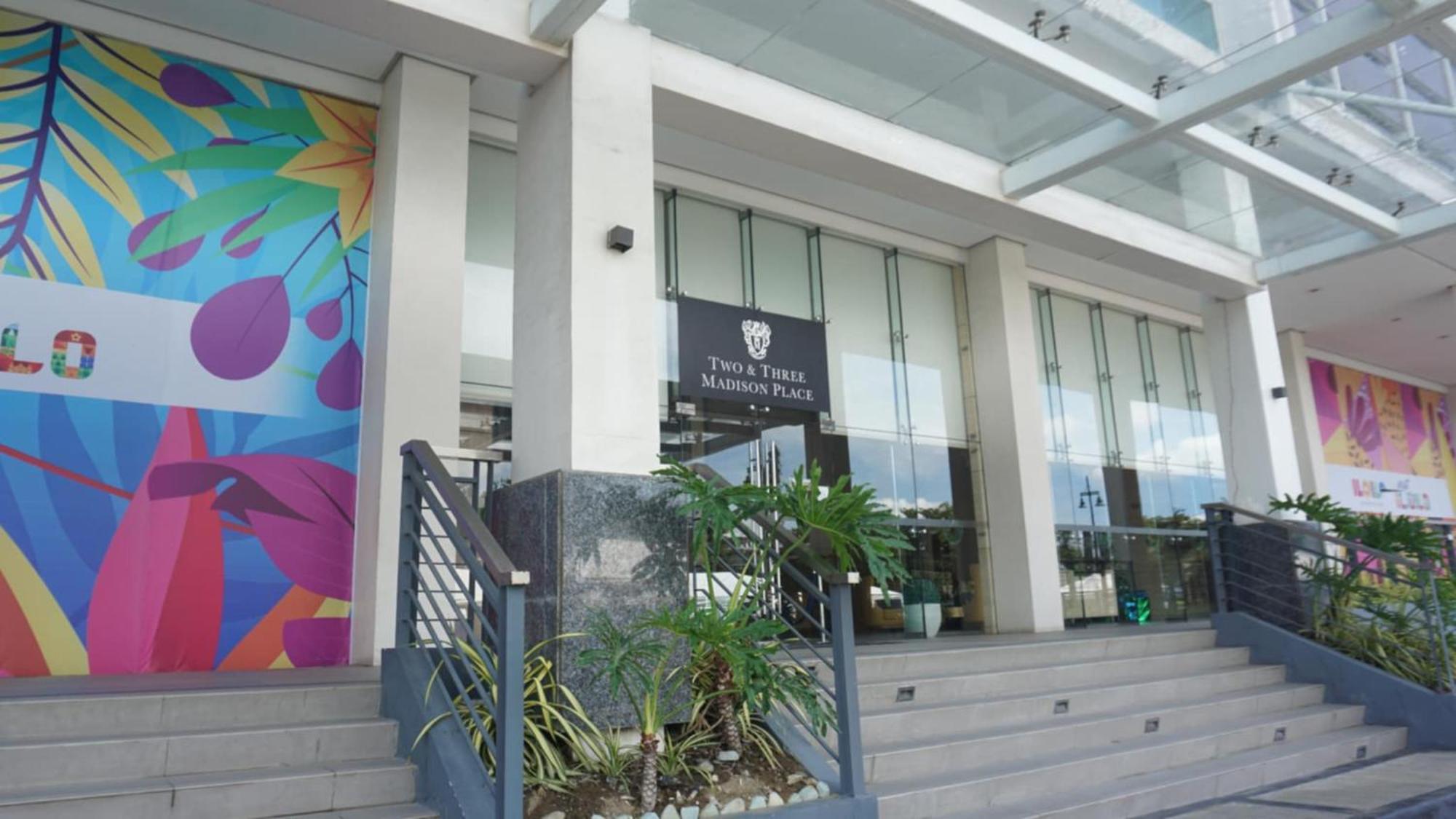 Deluxe Condo 2 Bedroom, 7Th Floor Room Bc In One Madison Tower 3, Megaworld Boulevard, Mandurriao Iloilo City, Philippines Eksteriør bilde